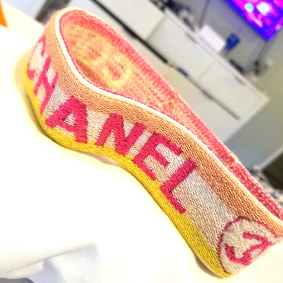 Chanel Retro 90's Headband - Picture 1 of 11